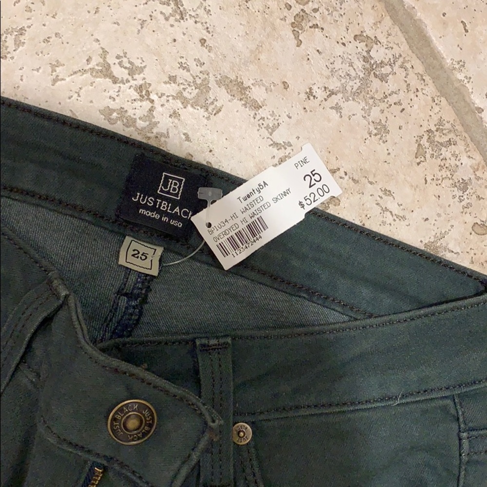 Jeans - Picture 2 of 2